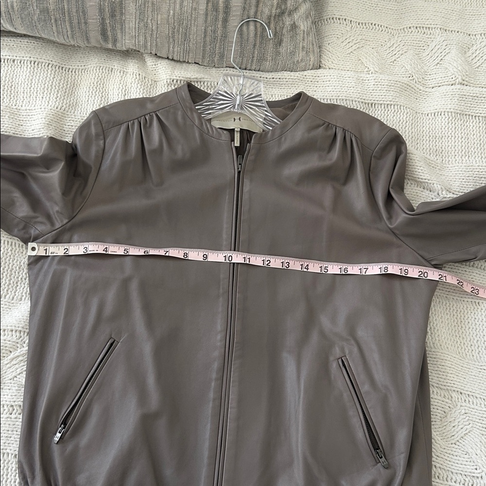 Halston Heritage Leather Bomber Jacket size 10, medium/ large - Picture 3 of 11